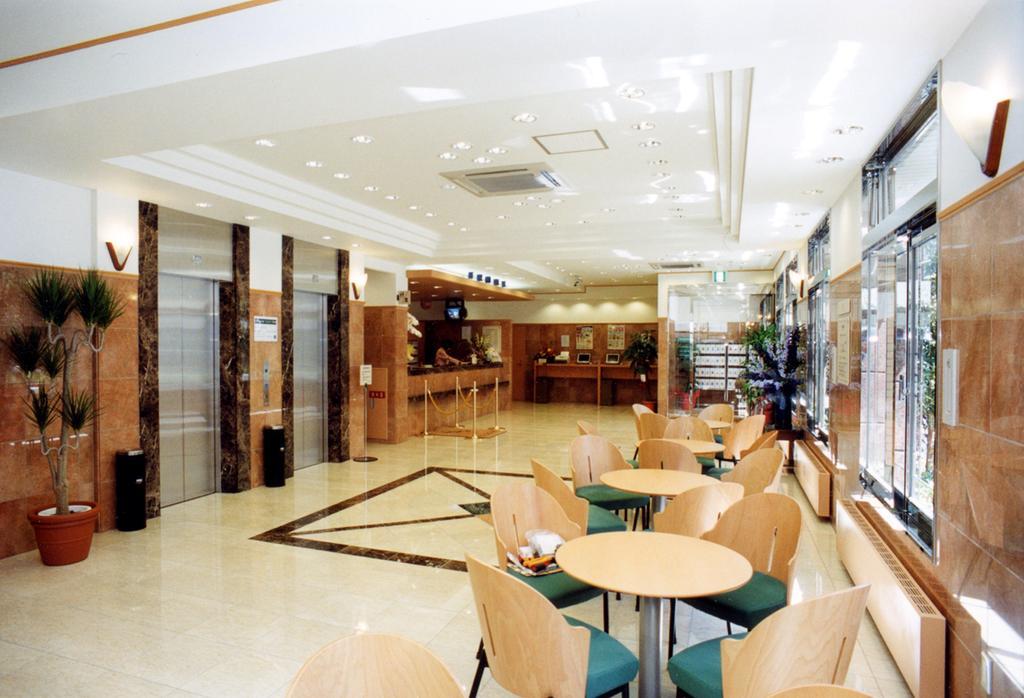 Toyoko Inn Hakata-Guchi Ekimae Fukuoka  Exteriér fotografie